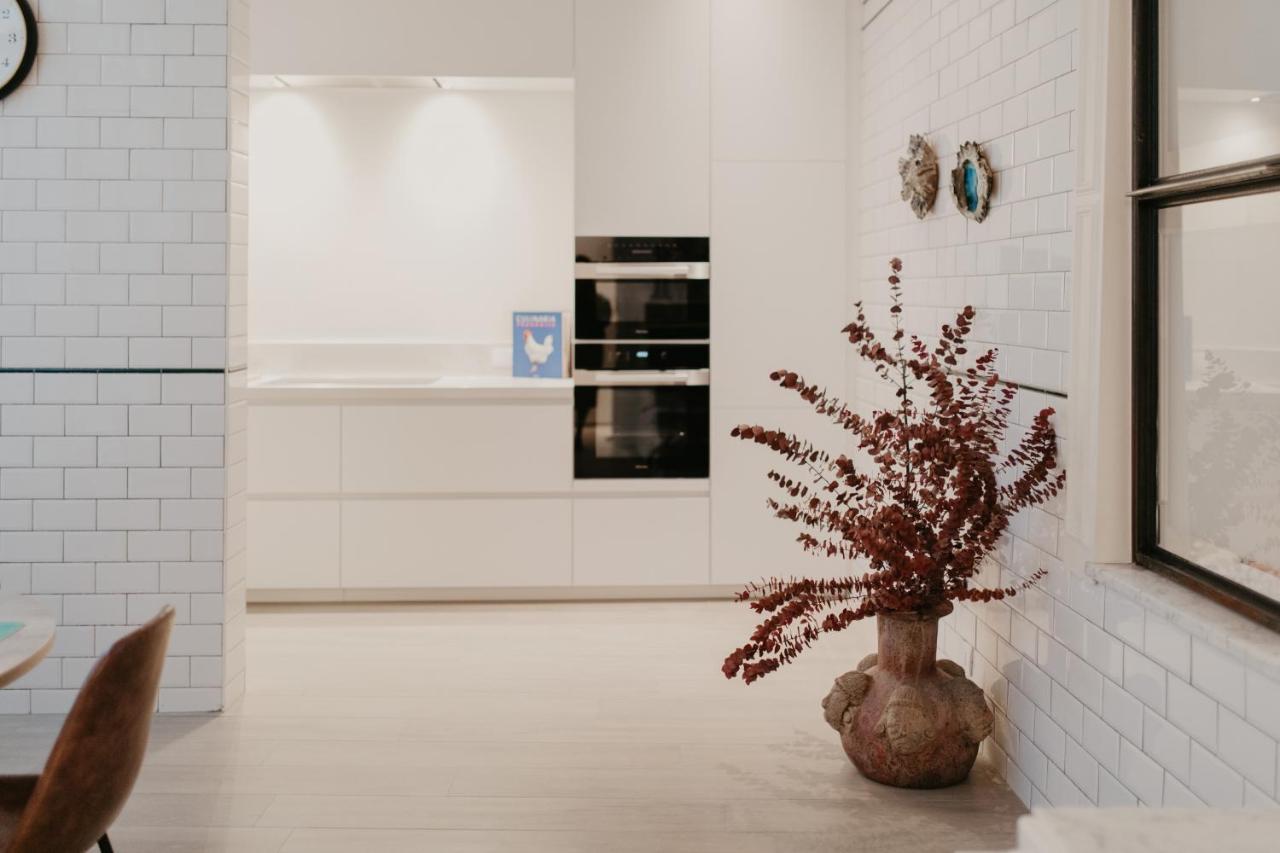 Blue Bird Residence Suite Moriaan アントウェルペン エクステリア 写真