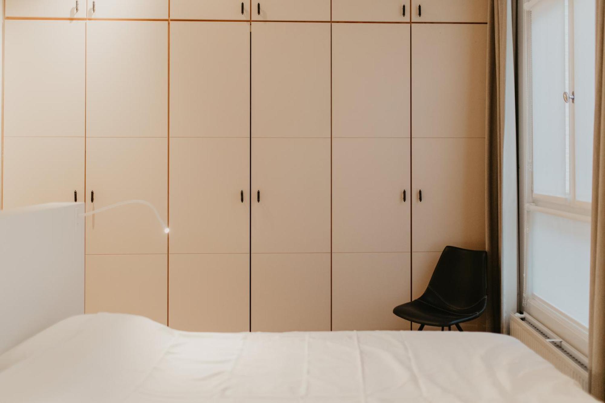 Blue Bird Residence Suite Moriaan アントウェルペン エクステリア 写真